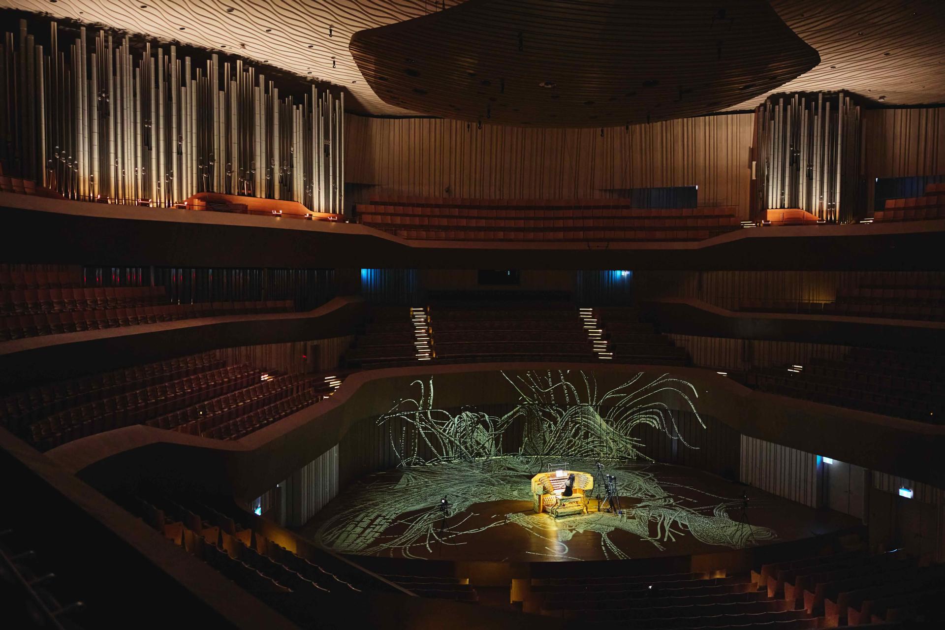 London Design Awards Winner - Geometry of Light: Sonic Architecture in Formation