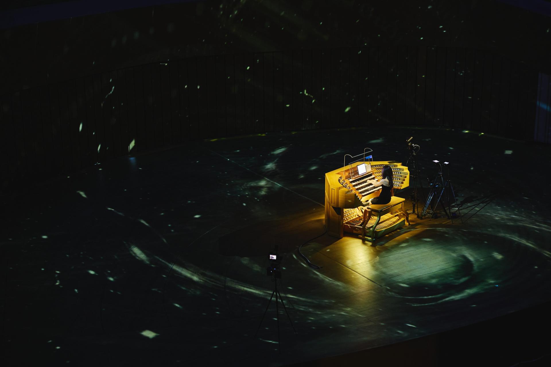 London Design Awards Winner - Geometry of Light: Sonic Architecture in Formation