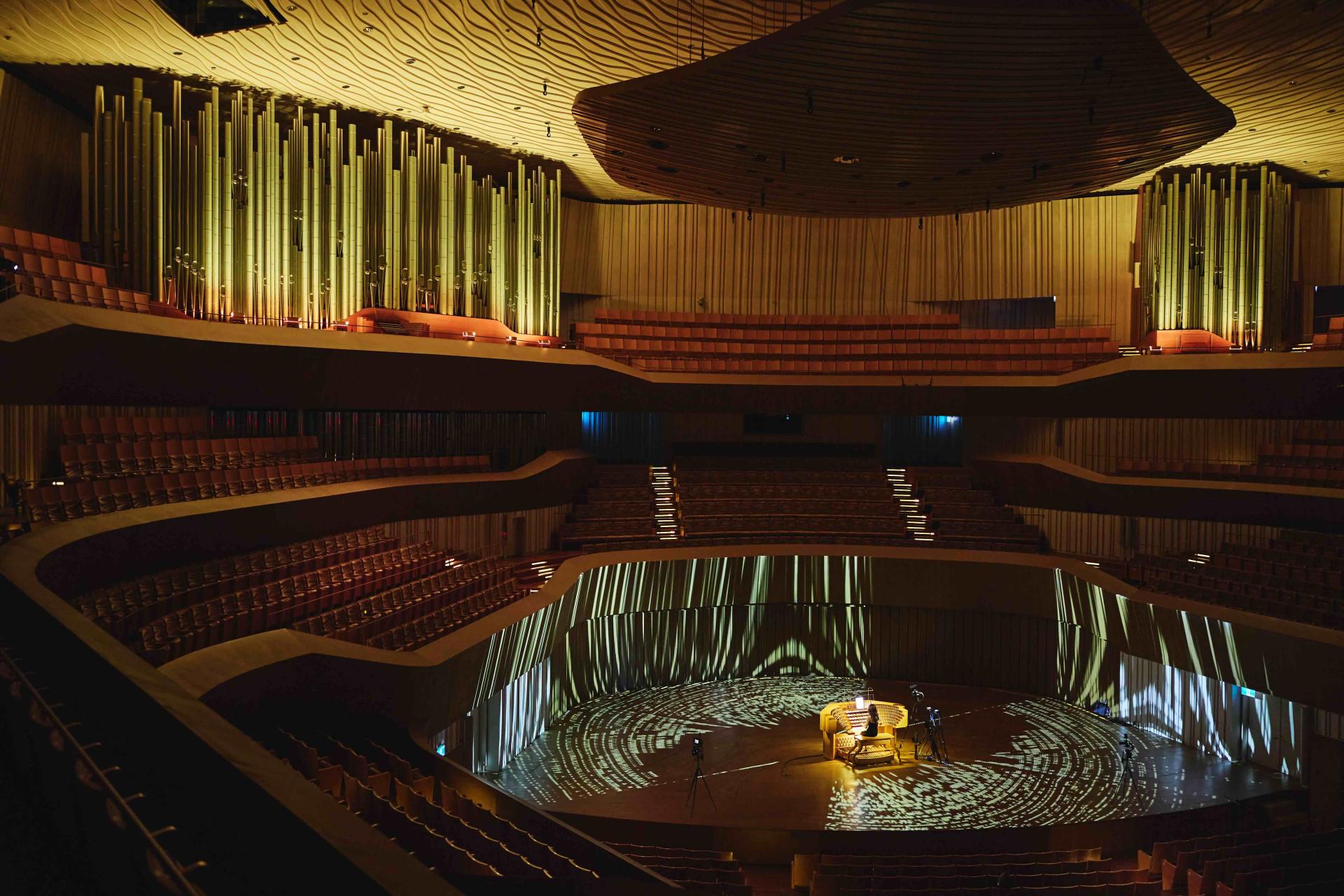 London Design Awards Winner - Geometry of Light: Sonic Architecture in Formation