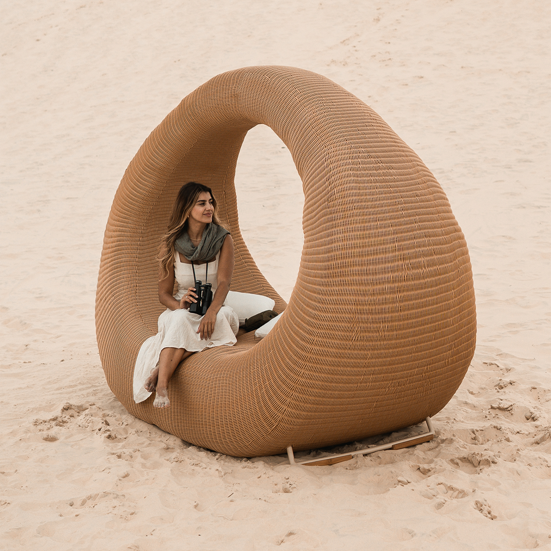 London Design Awards Winner - Oasis Chaise