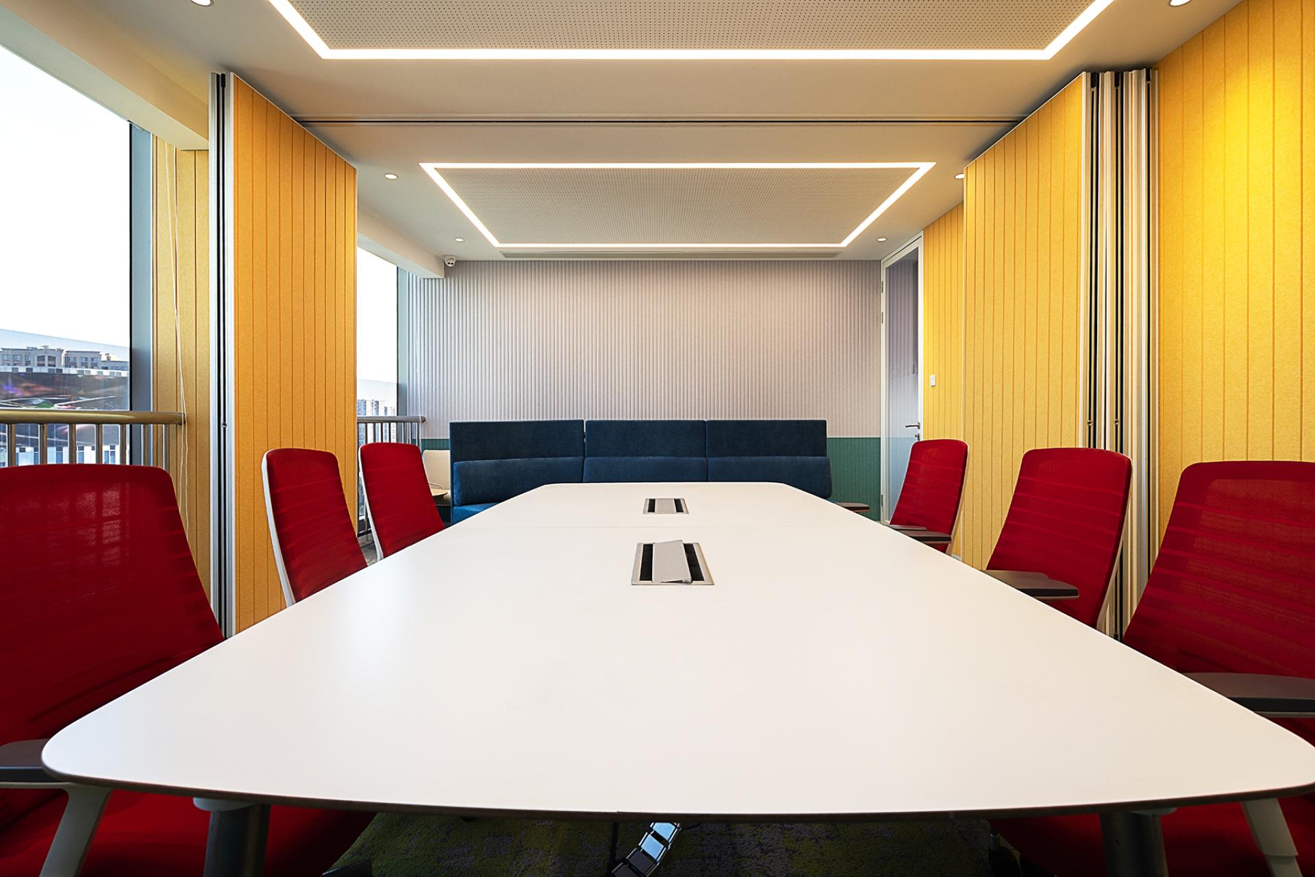 London Design Awards Winner - Welldone Office