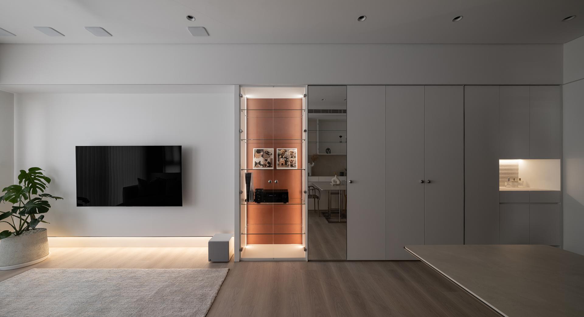 London Design Awards Winner - White Space Breathes