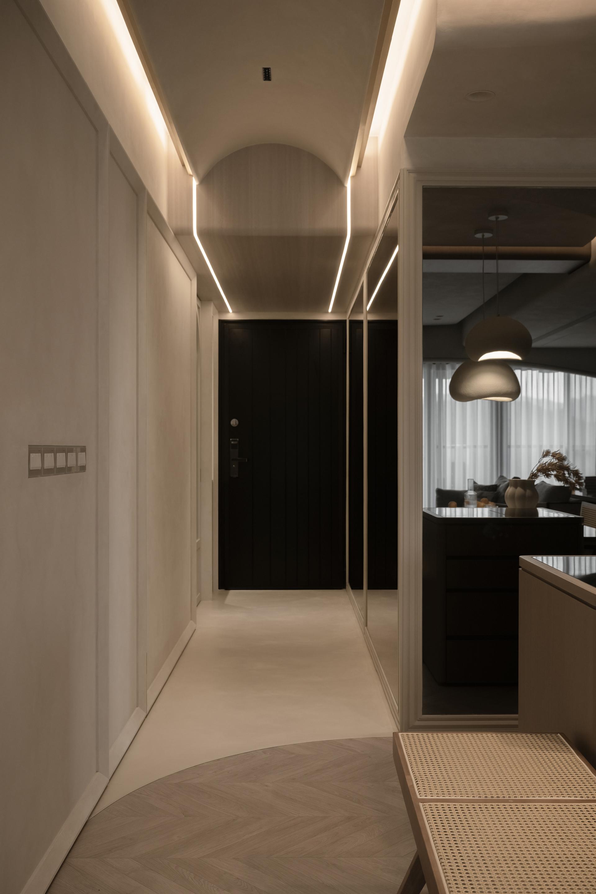London Design Awards Winner - Misty Glow