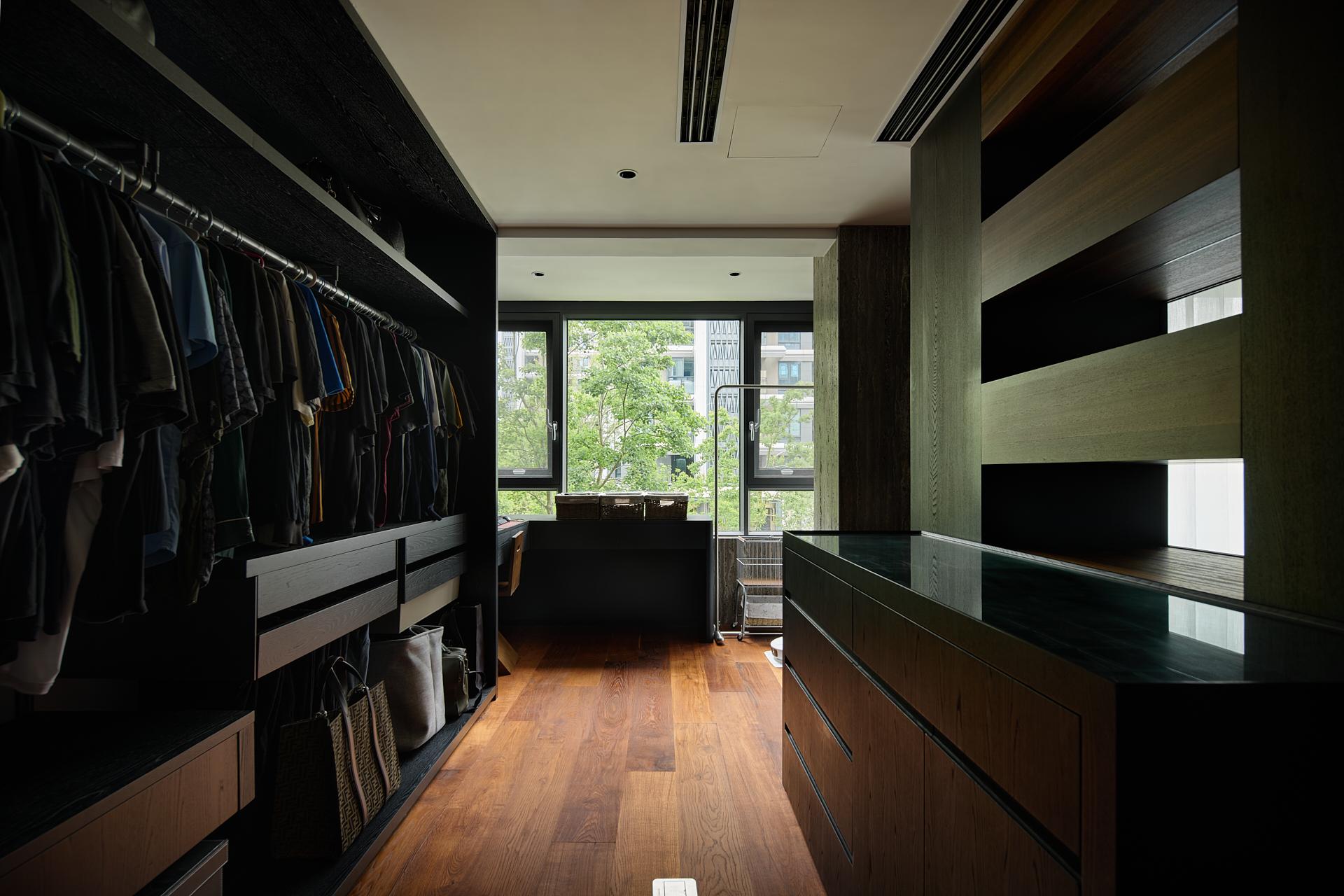 London Design Awards Winner - SH Hongqiao Qianwan Residence Four-story Villa