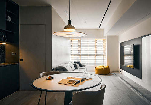 Rome Design Awards - Chestnut Reflection