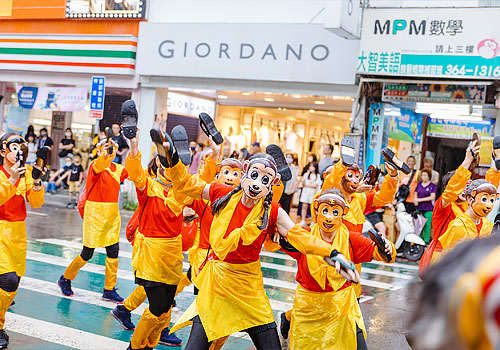 Rome Design Awards Winner - Department of Cultural Affairs, Taoyuan City Government, Fusense Design - 2025 TAOYUAN MINNAN FESTIVAL-Yi-Ge Parade
