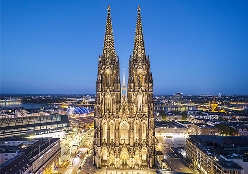 Rome Design Awards Winner - Licht Kunst Licht AG - Cologne Cathedral