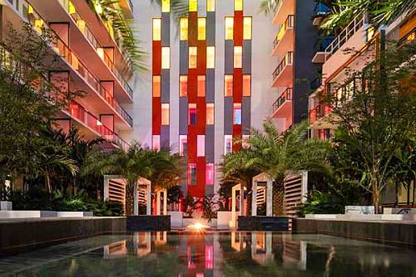 MidTown Miami Oasis has Won Gold Awards for Its Water Feature Design