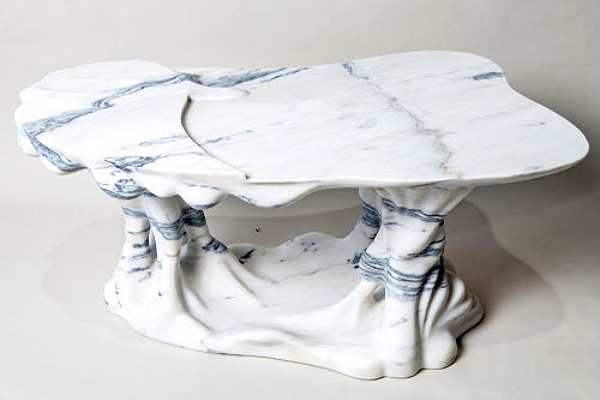 Gárgula Gótica Receives Gold Recognition for Excellence in Furniture Design